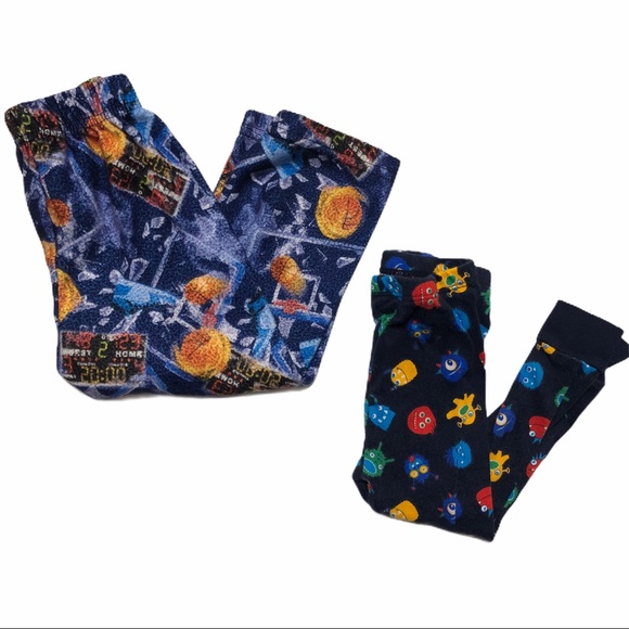 Boy’s 2T Clothes Bundle - Picture 3 of 16